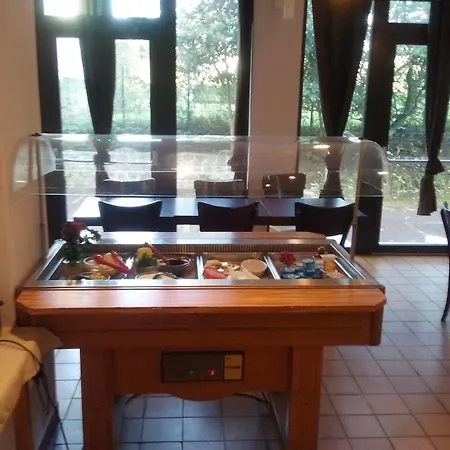 Hotel Central Hotel 2*
