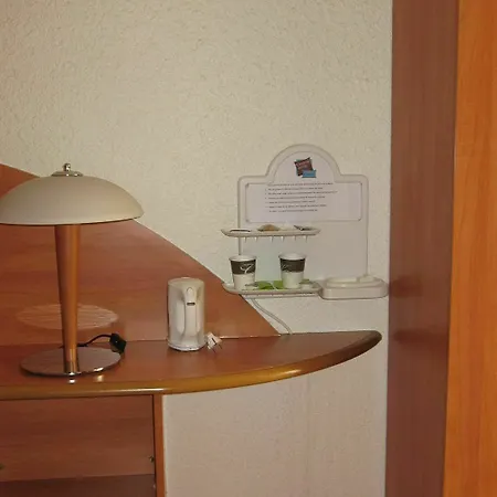 Отель Central Hotel Кретей