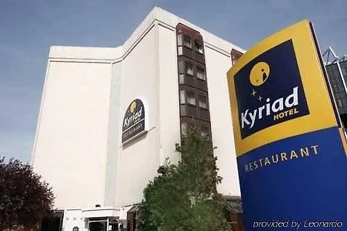 Central Hotel ホテル クレテイユ