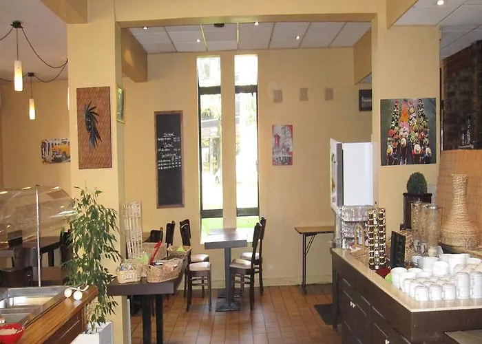 ホテル Central Hotel クレテイユ