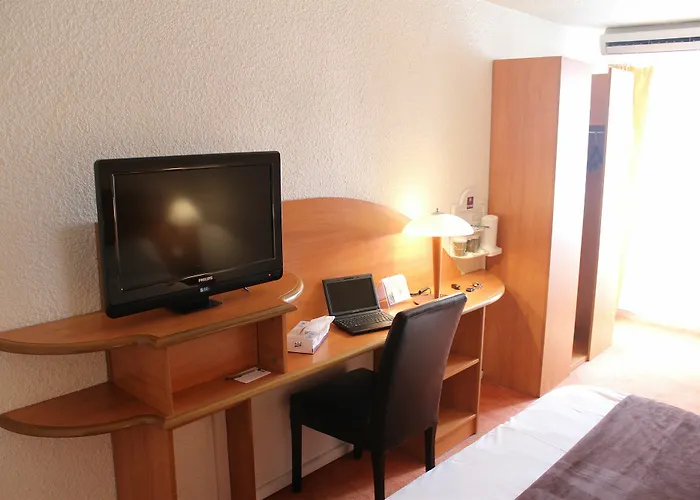 Central Hotel ホテル